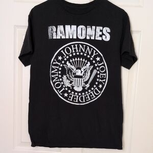 Black Ramones Graphic T-Shirt Size Medium